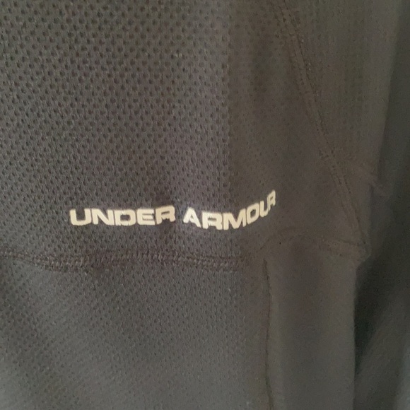 Under armor all season  pull over - Picture 4 of 9